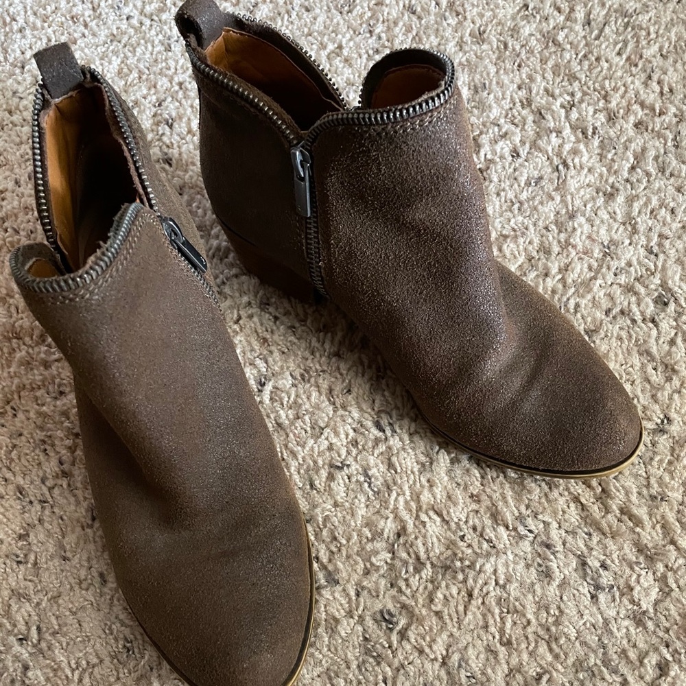 Lucky brown booties